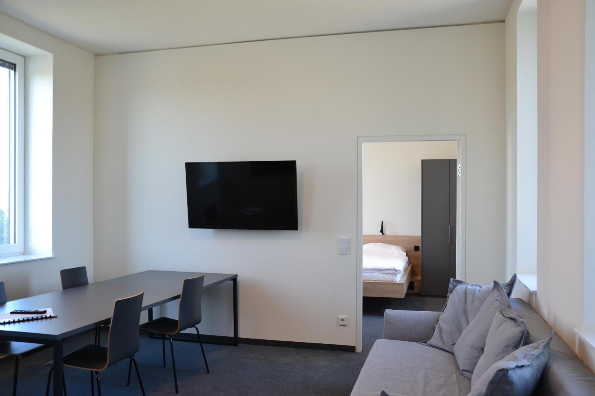 Tt-Rooms - Kontaktlos Mit Self Check-In I Free Parking Graz Bagian luar foto