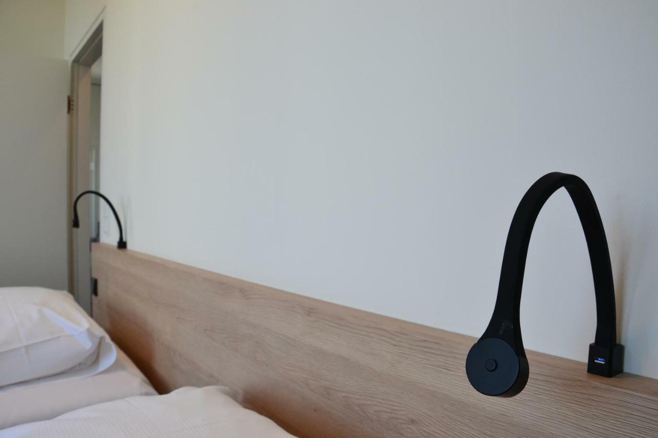 Tt-Rooms - Kontaktlos Mit Self Check-In I Free Parking Graz Bagian luar foto