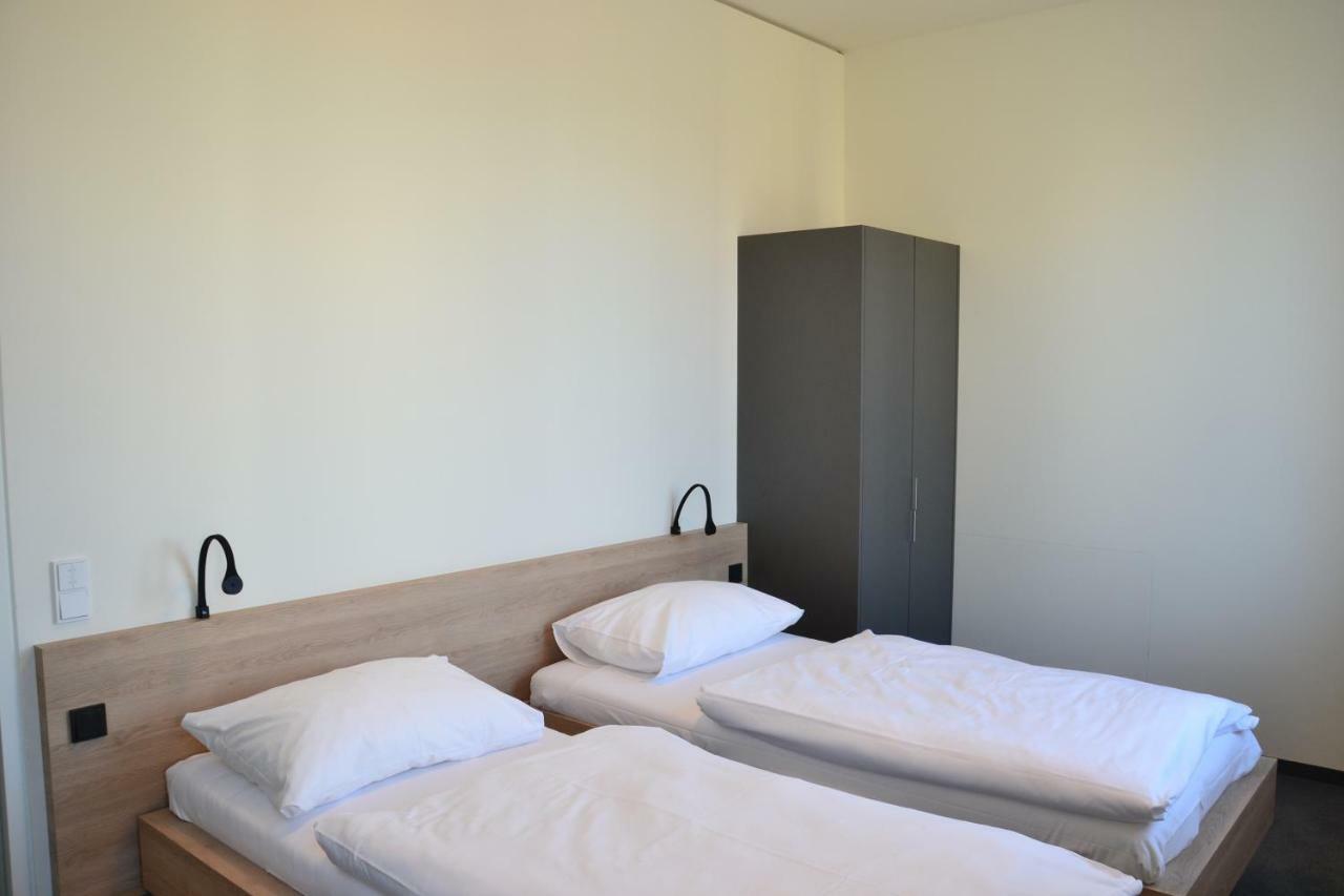 Tt-Rooms - Kontaktlos Mit Self Check-In I Free Parking Graz Bagian luar foto